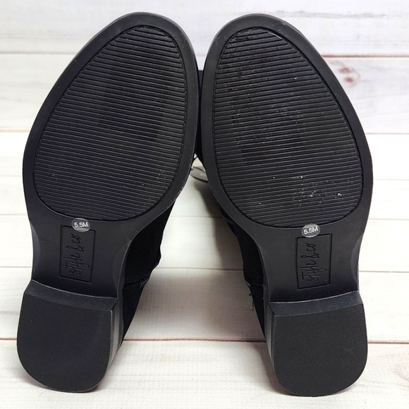 Black Knee-High Women's Boots - Picture 9 of 11